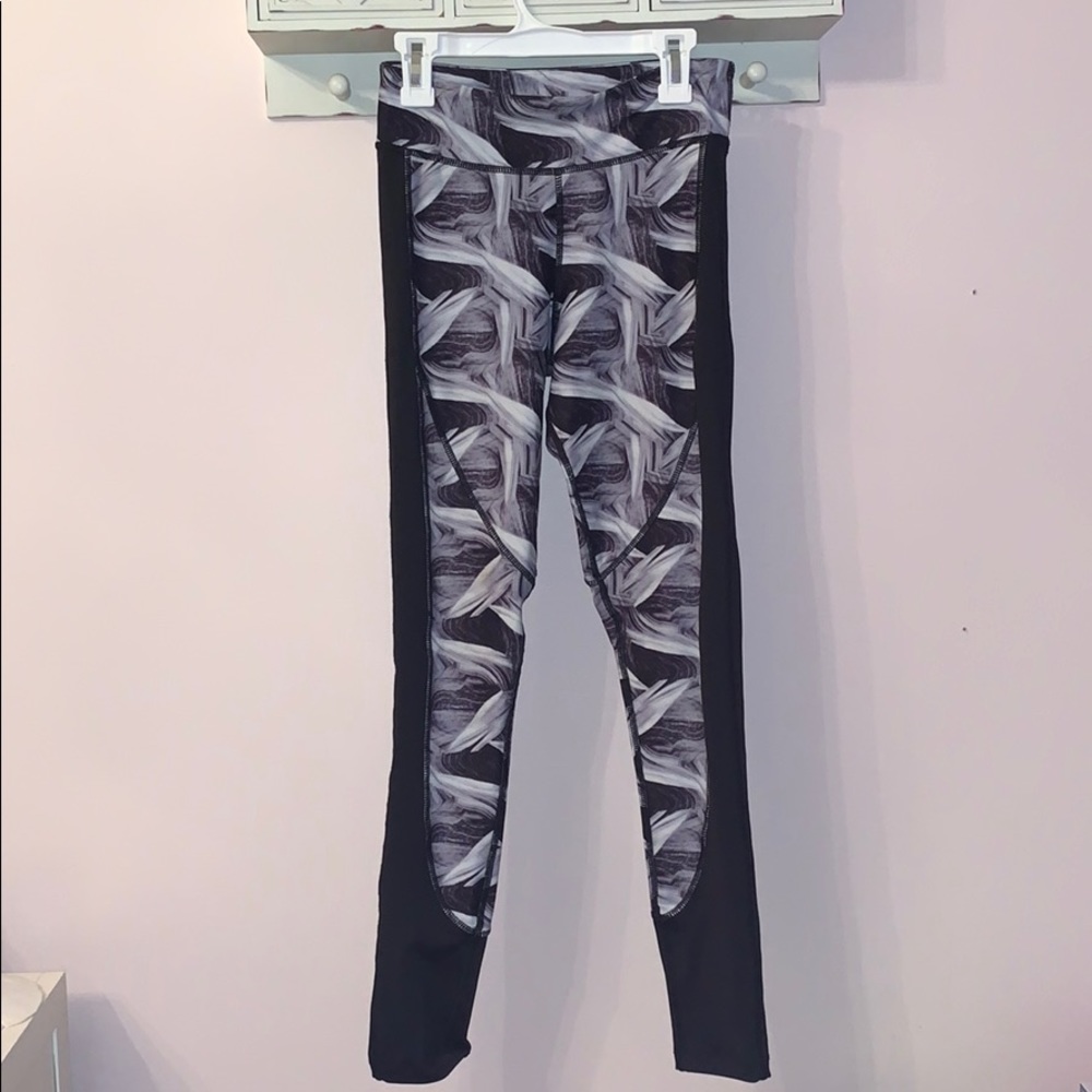 AXS leggings